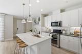 1344 Bloom Ln - Photo 6