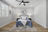 900 Old Oak Ln 3 - Photo 22