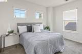 2242 Middlebury Way - Photo 14
