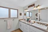 903 Lundy Ln - Photo 16