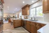 2550 Fairglen Dr - Photo 13