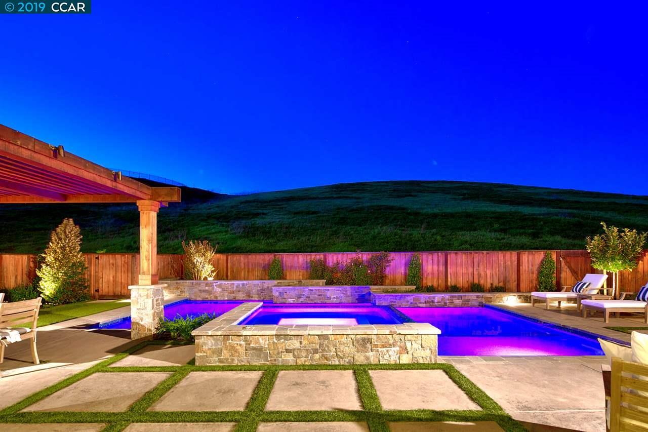 6025 Laurelspur Loop - Photo 1