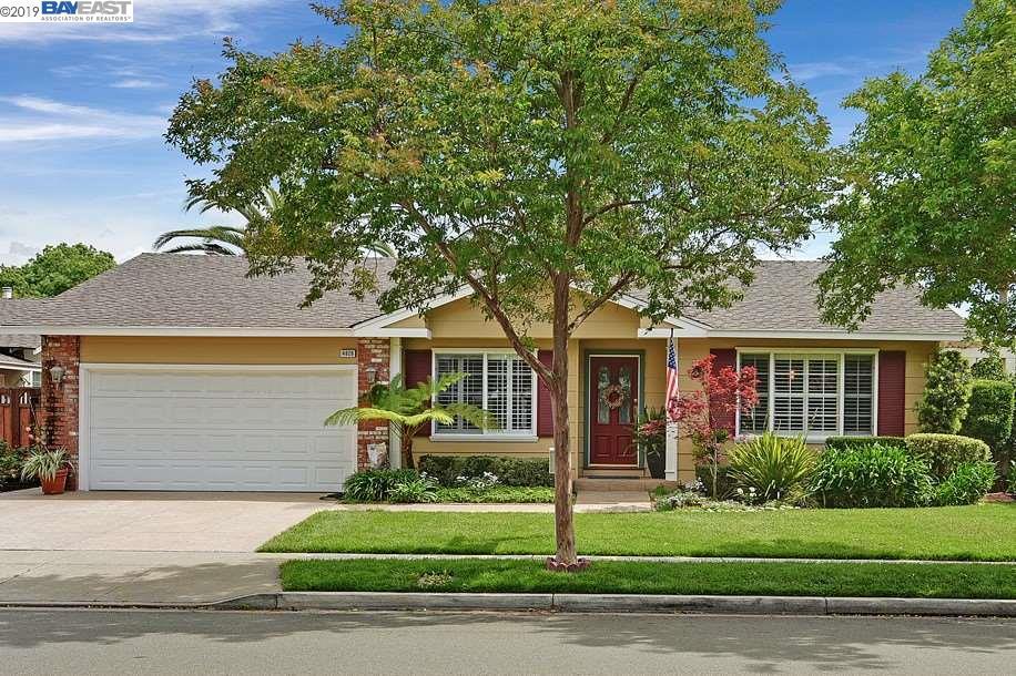 4628 Black Ave - Photo 1