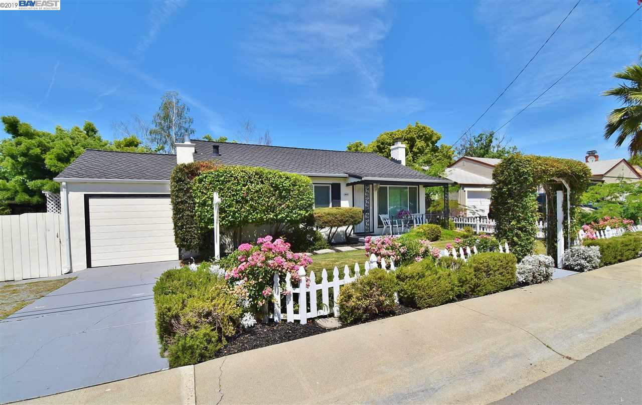 21937 Dolores St - Photo 1