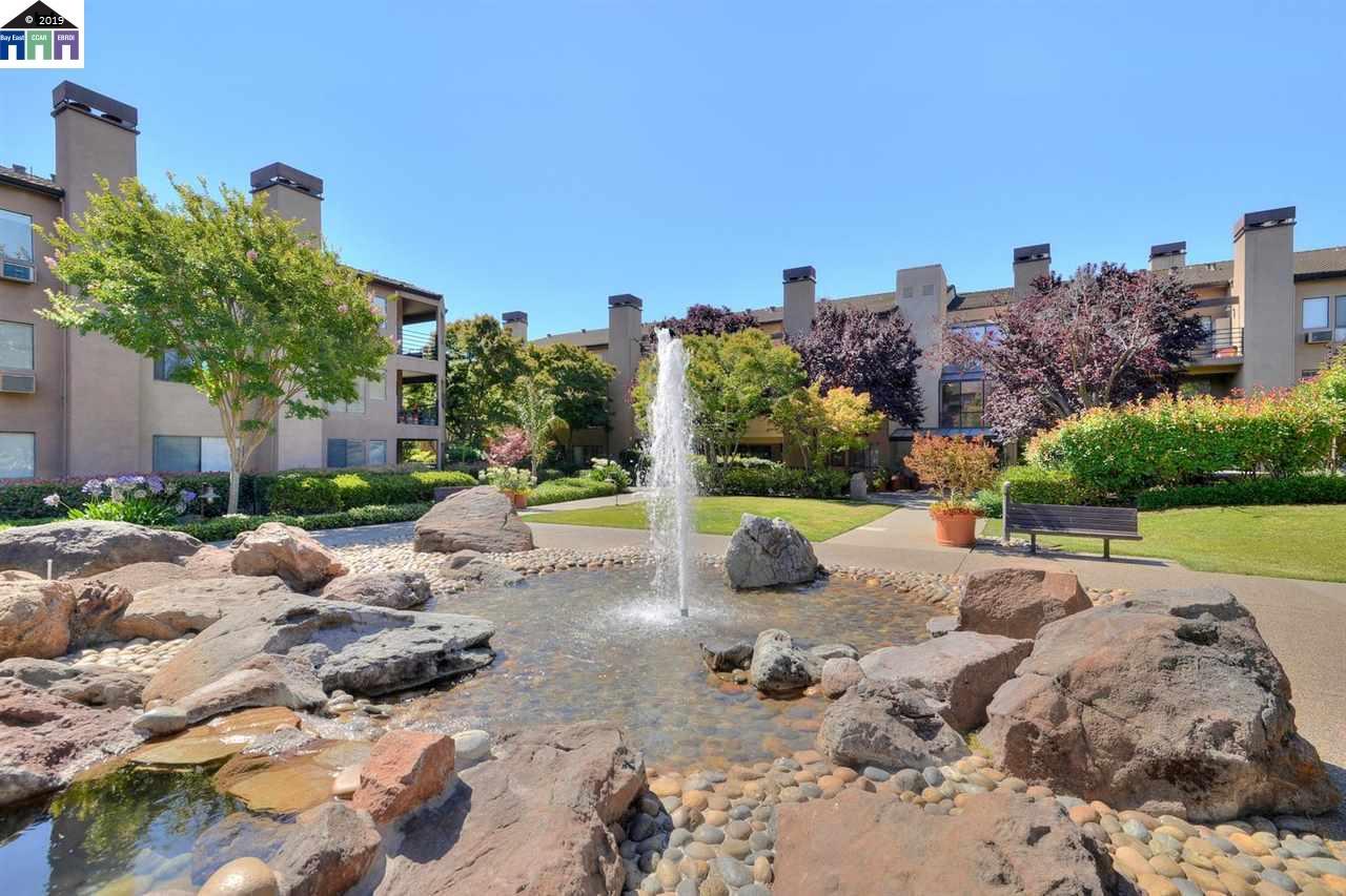 39109 Guardino Drive - Photo 1