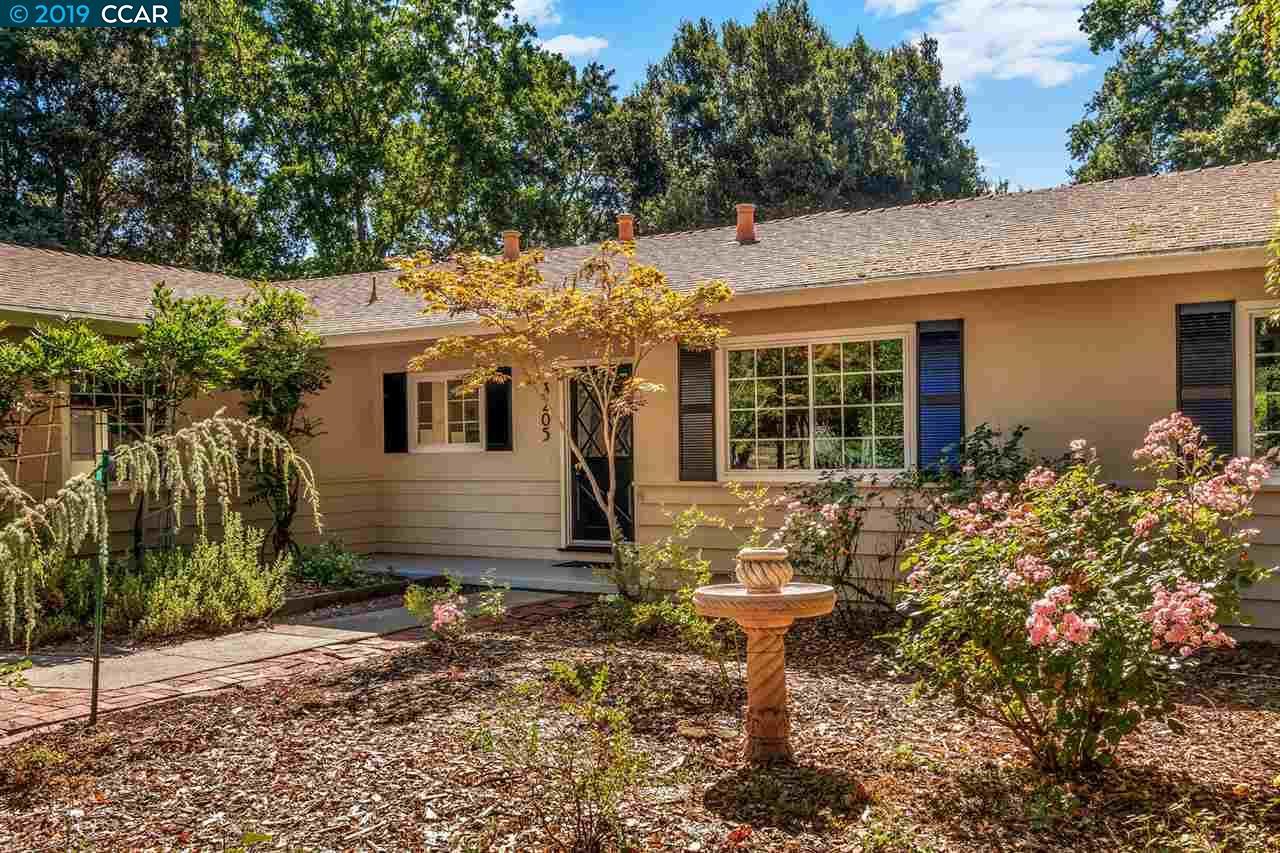 3205 Iris Court - Photo 1