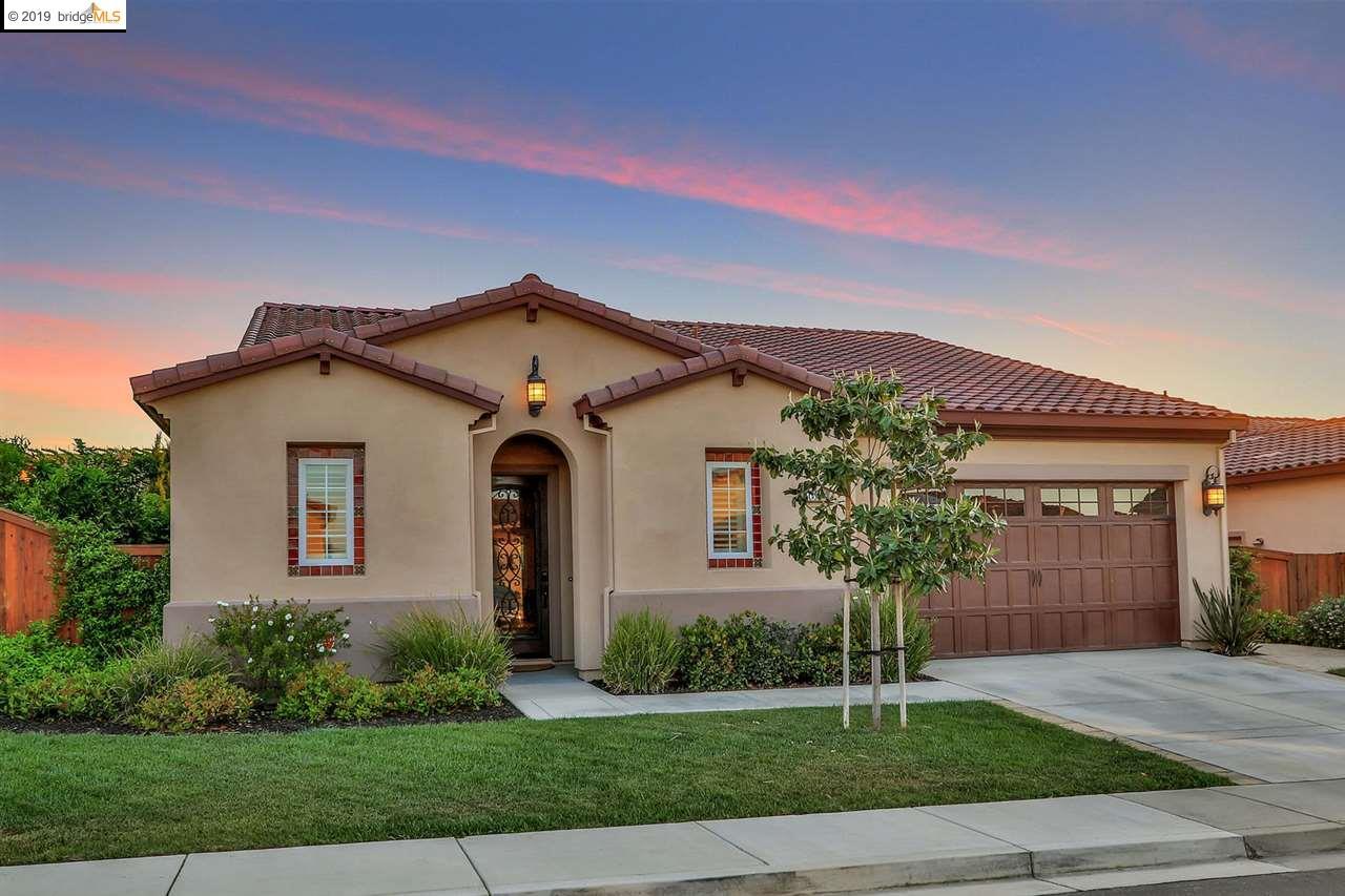 1655 Pinot Pl - Photo 1