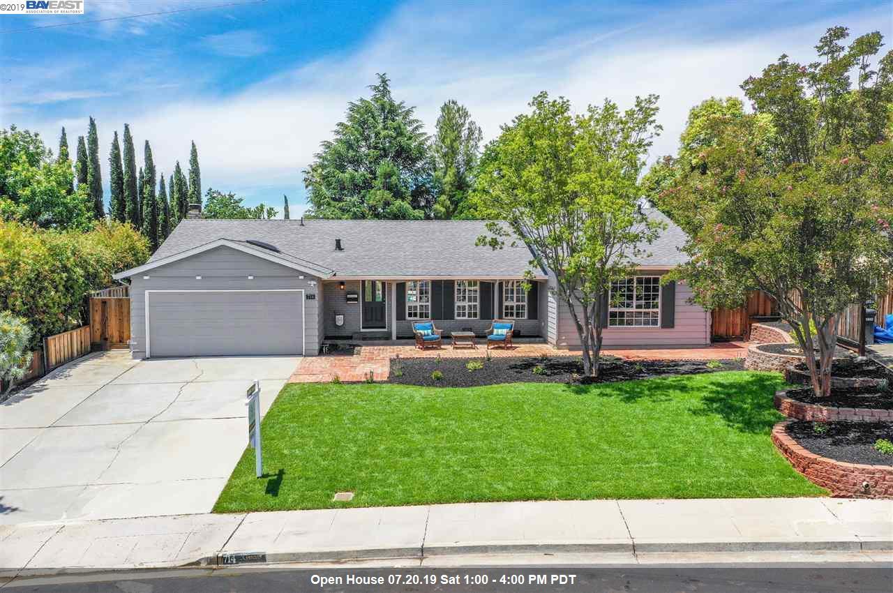 714 Wimbledon Ln - Photo 1