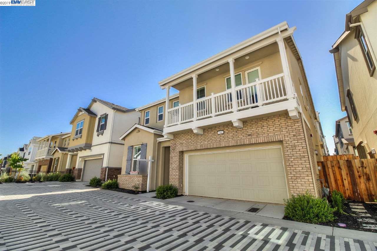 4042 Chalk Hill Way - Photo 1