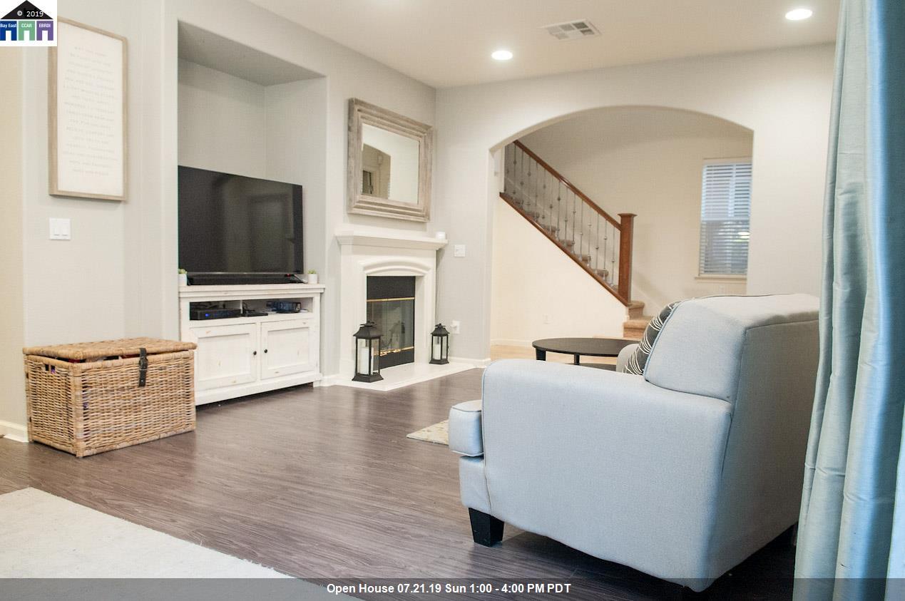 566 Ravenna Way - Photo 1
