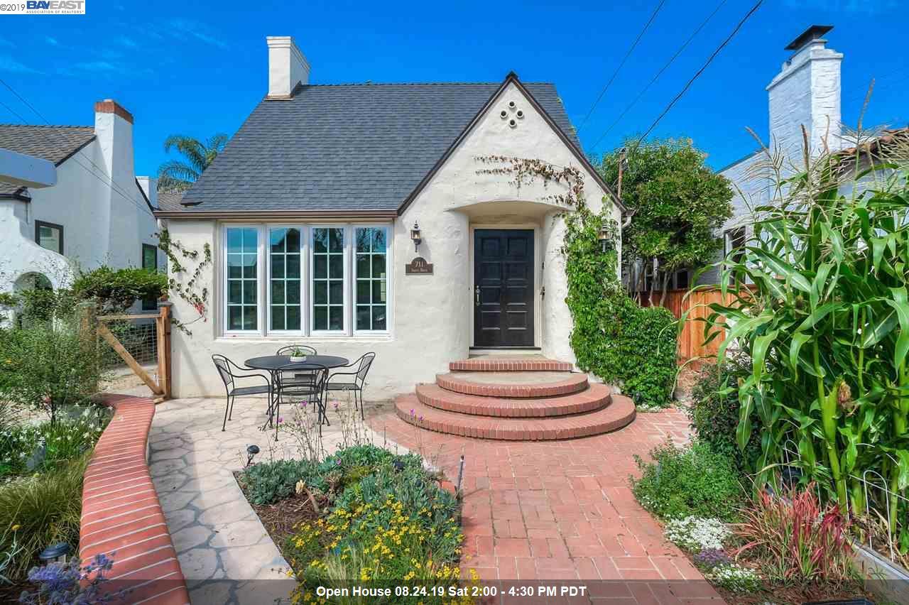 711 Arbor Dr - Photo 1