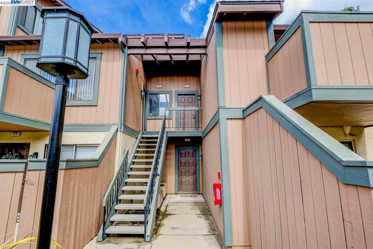 274 Hackamore Cmn - Photo 1