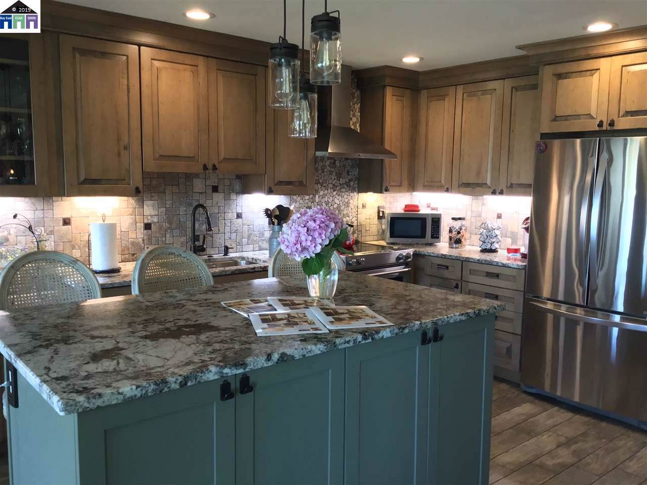 2505 Miramar Ave - Photo 1