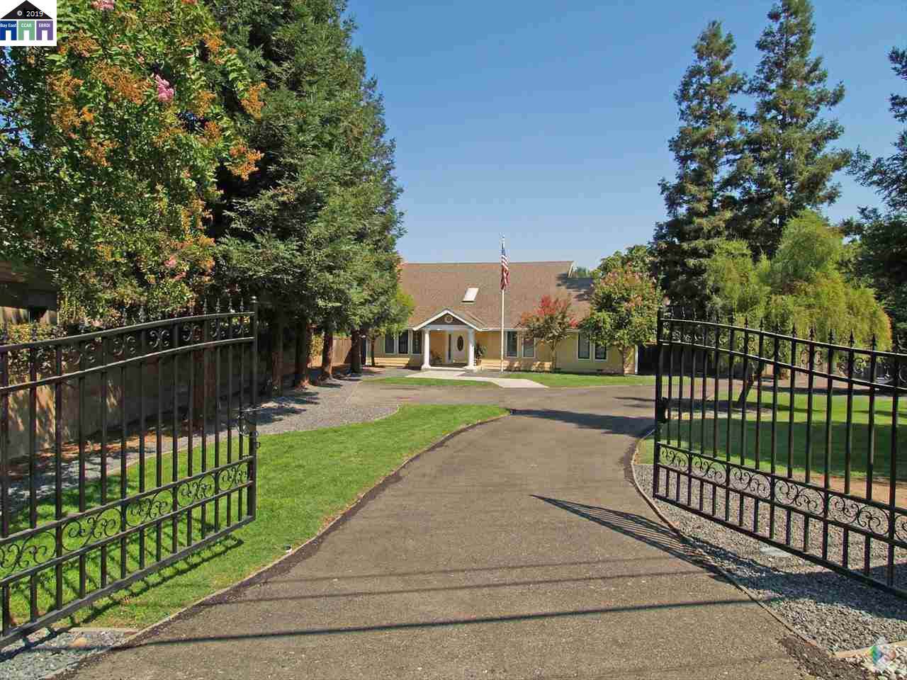 319 Stewart Road - Photo 1