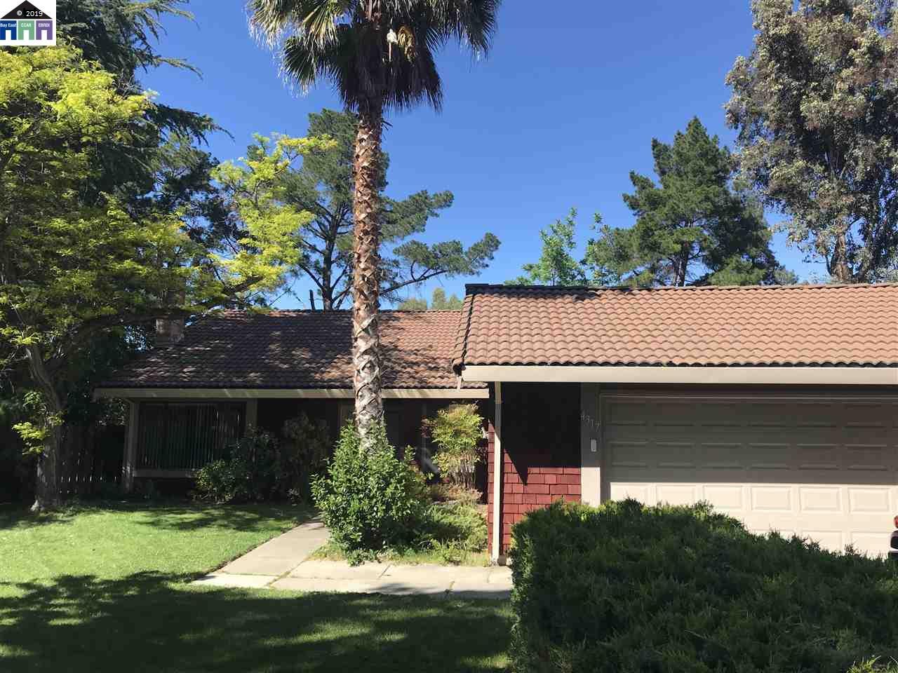 4317 Fallbrook Circle - Photo 1