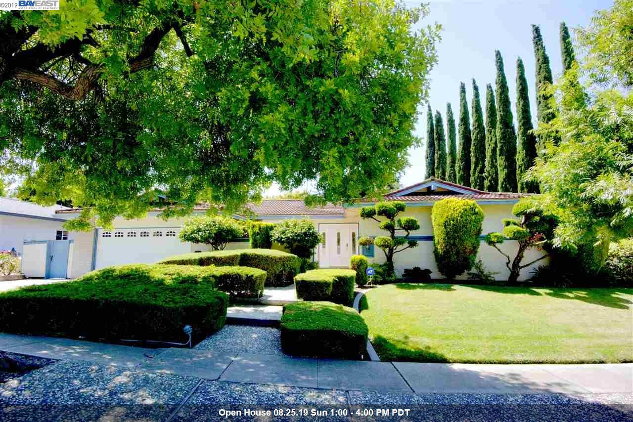 732 Wisteria Dr - Photo 1