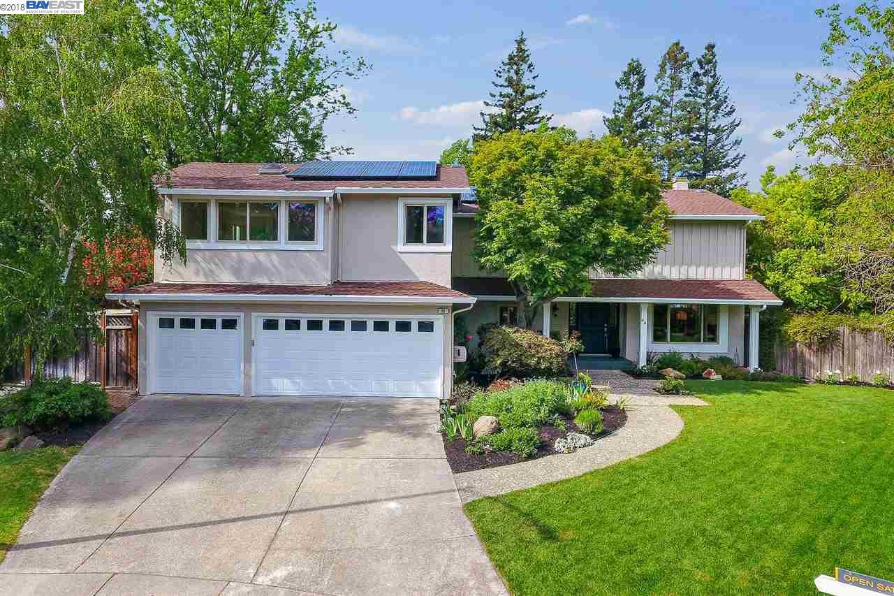 66 Saint Teresa Ct - Photo 1