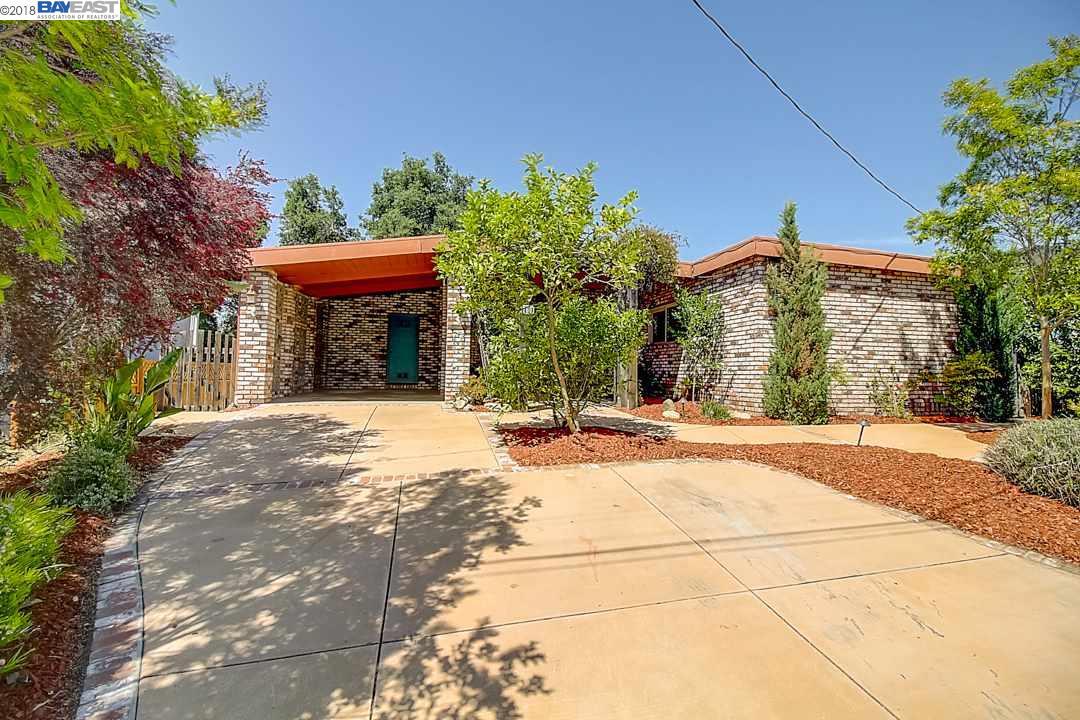1760 Germaine Ct - Photo 1