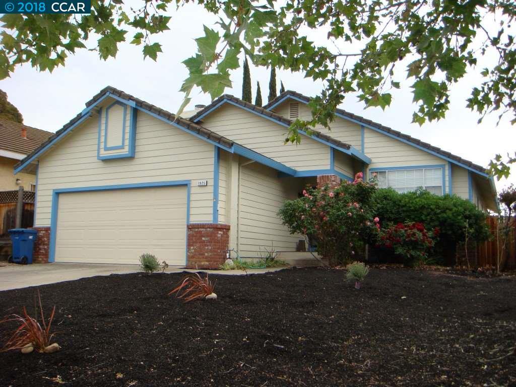 1925 Johnson Dr - Photo 1