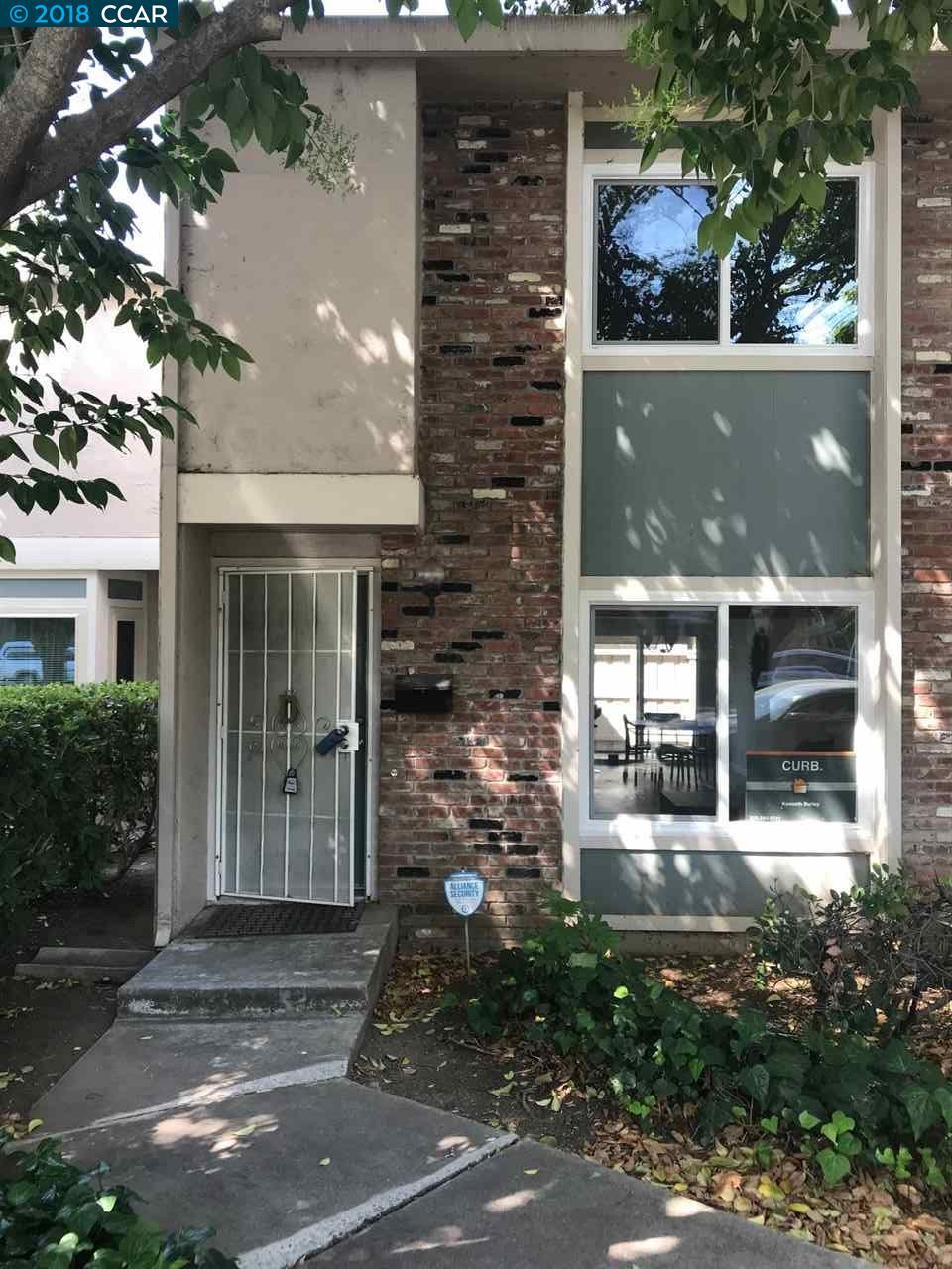 1273 Detroit Ave - Photo 1