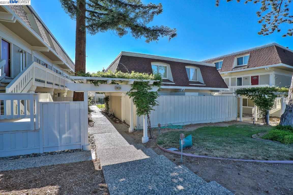 3433 Norton Way - Photo 1