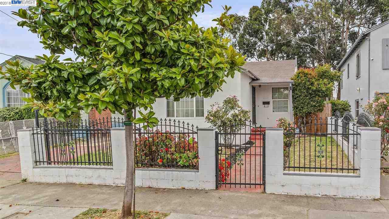2212 Dashwood Ave - Photo 1