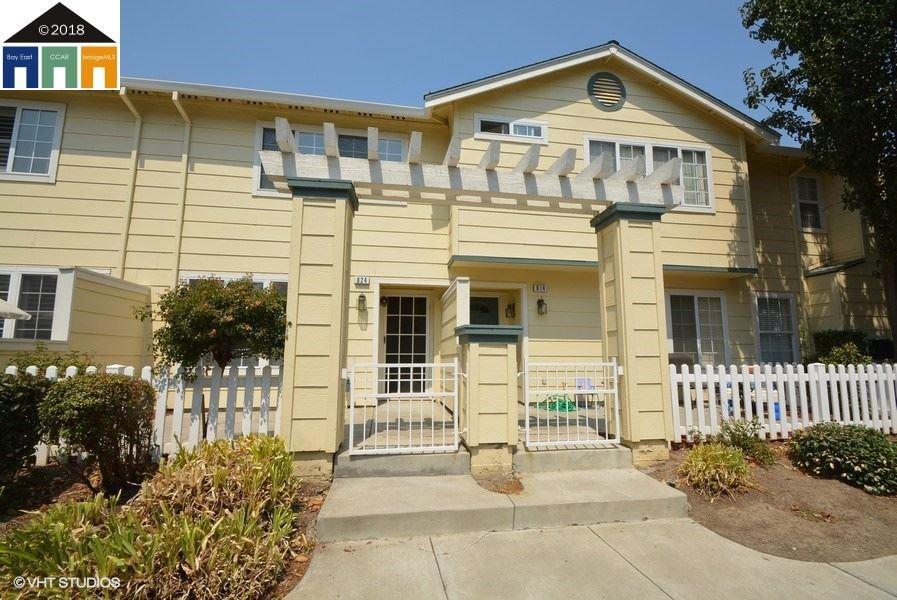 824 Applegate Ct - Photo 1