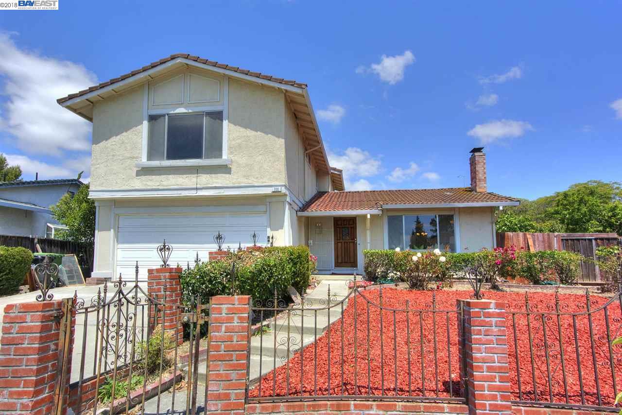700 Cochise Ct - Photo 1