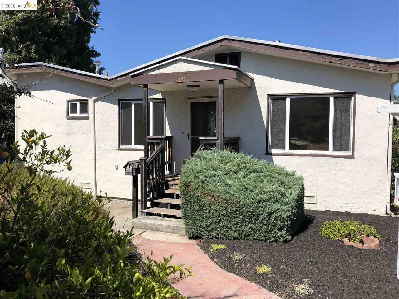 1628 Acton St - Photo 1