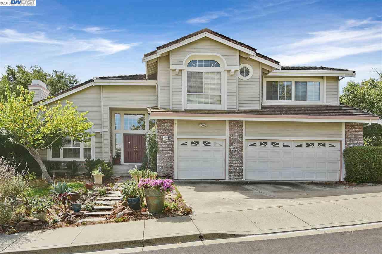 8348 Creekside Dr - Photo 1