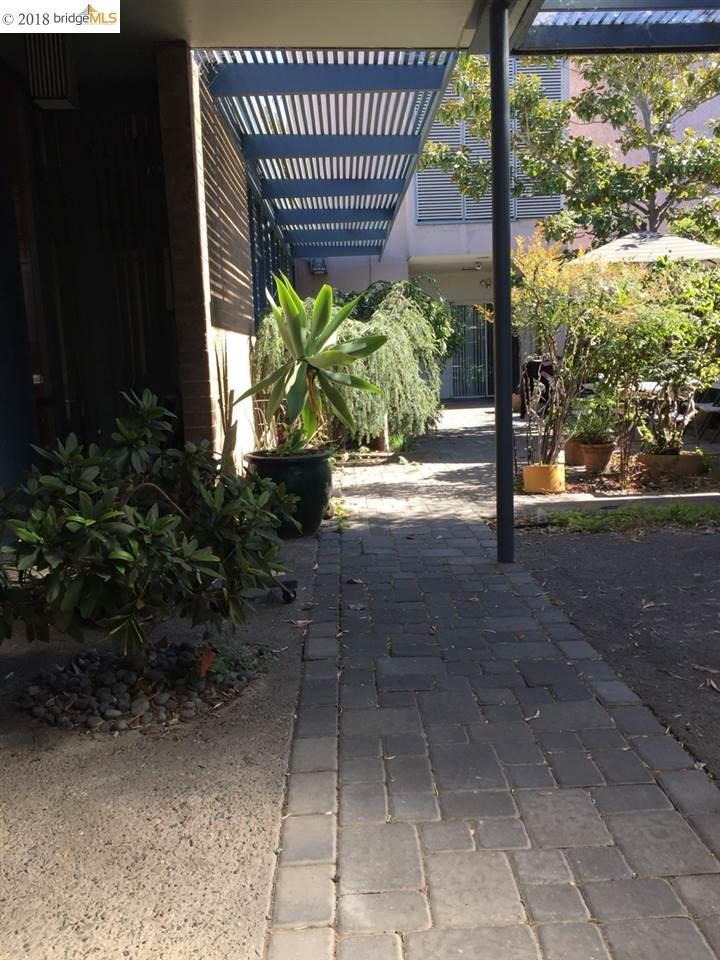 2112 West St - Photo 1