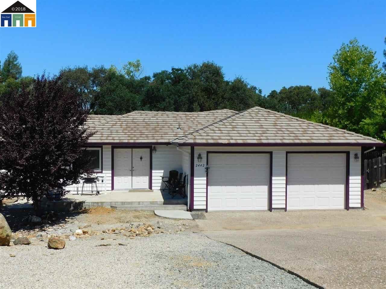 2442 Huckleberry Lane - Photo 1