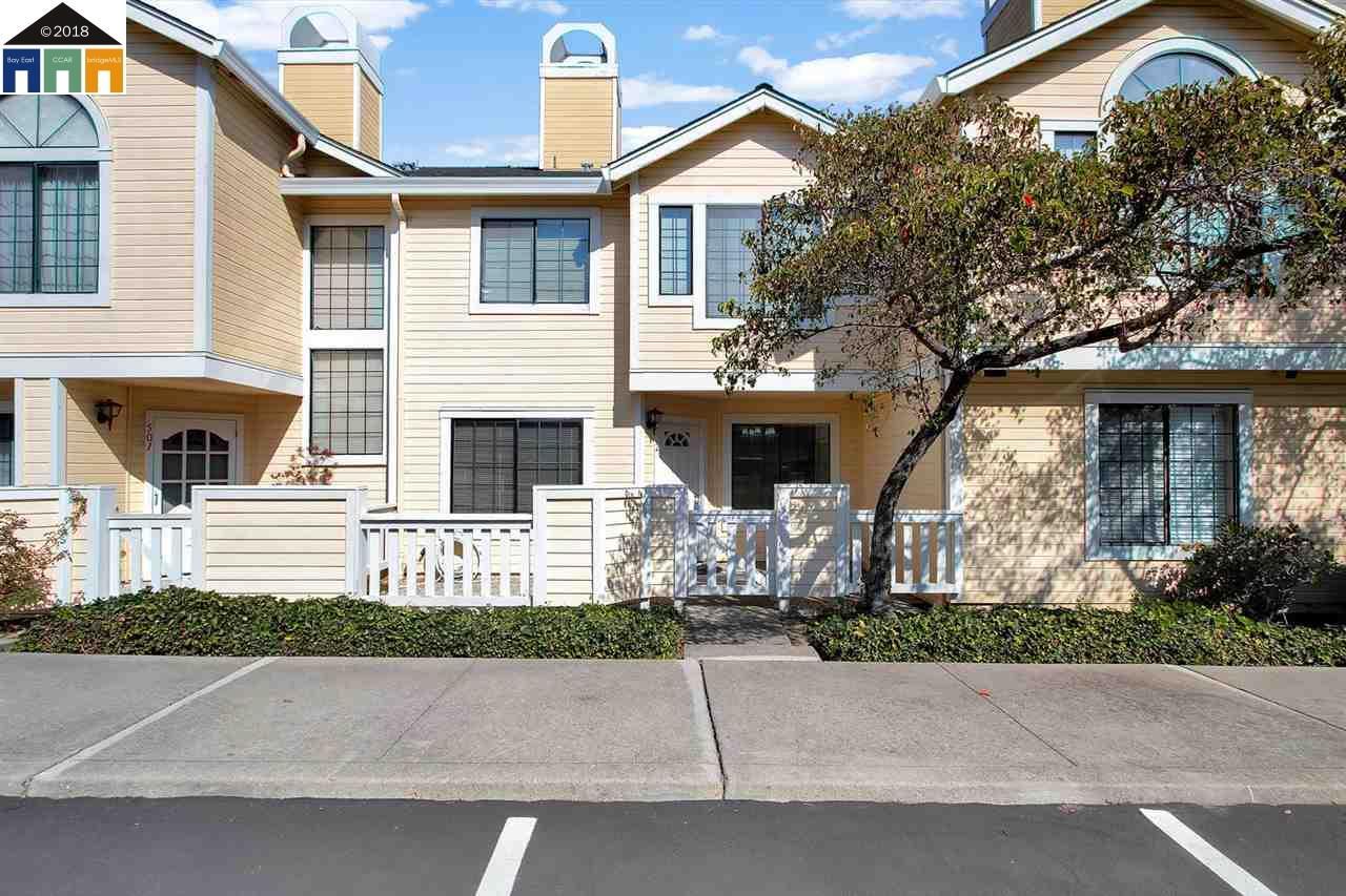 502 Devonwood - Photo 1