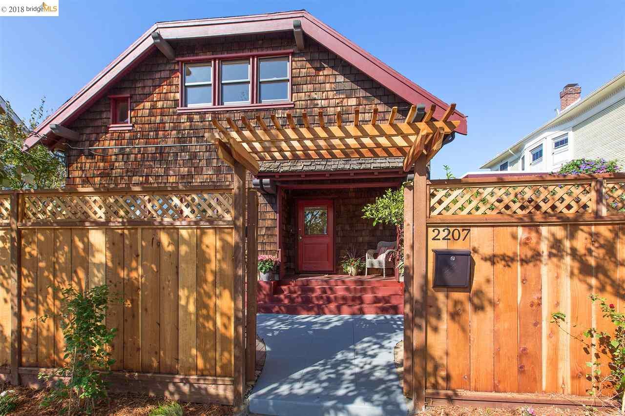 2207 Oregon St - Photo 1