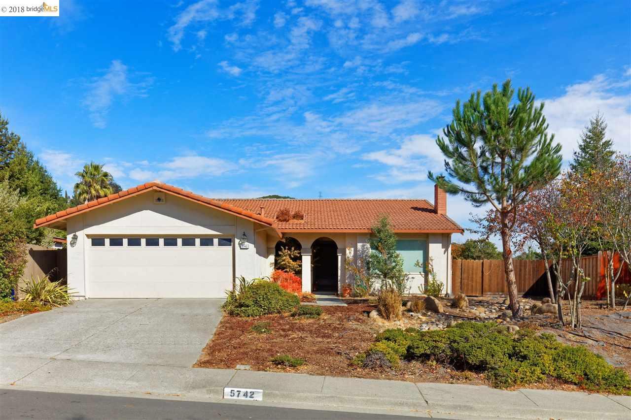 5742 Skyview Pl - Photo 1