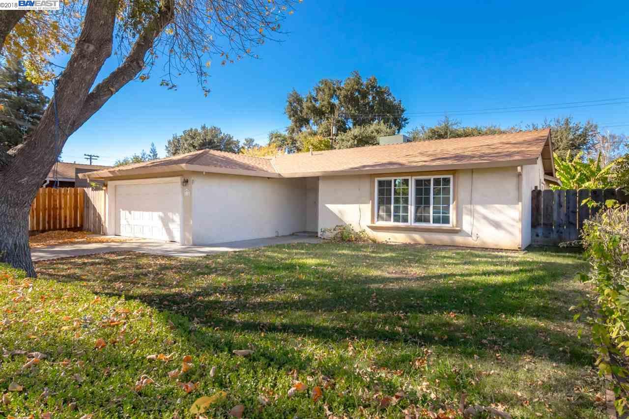 117 Daisy Ln - Photo 1