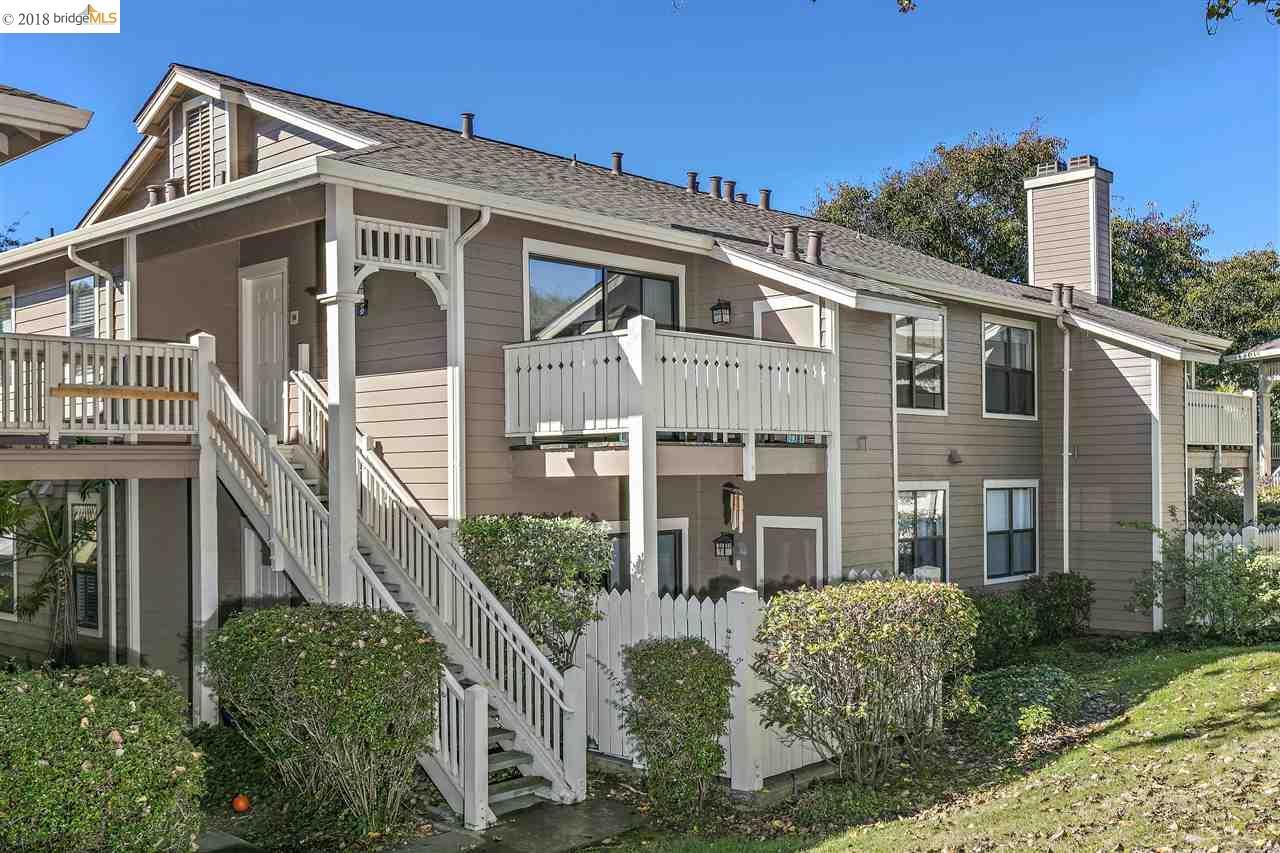 56 Lakeshore Ct - Photo 1