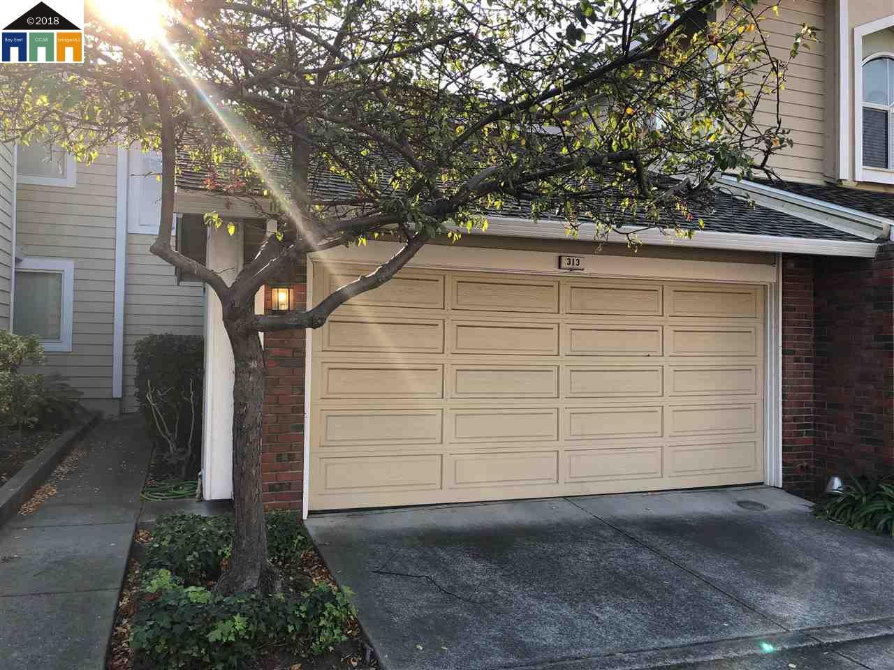 313 Wildwood - Photo 1