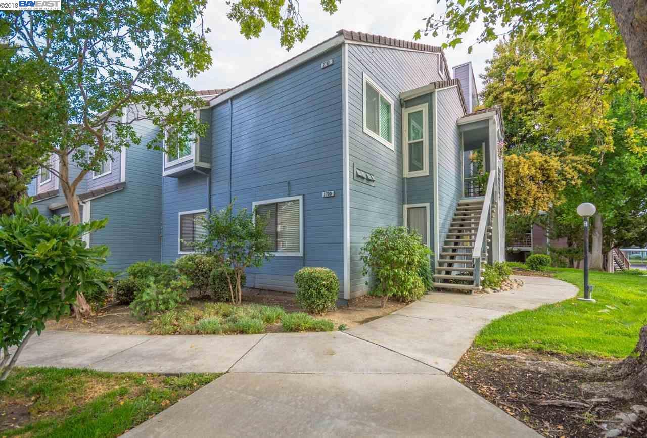 2700 Ivy Ln - Photo 1