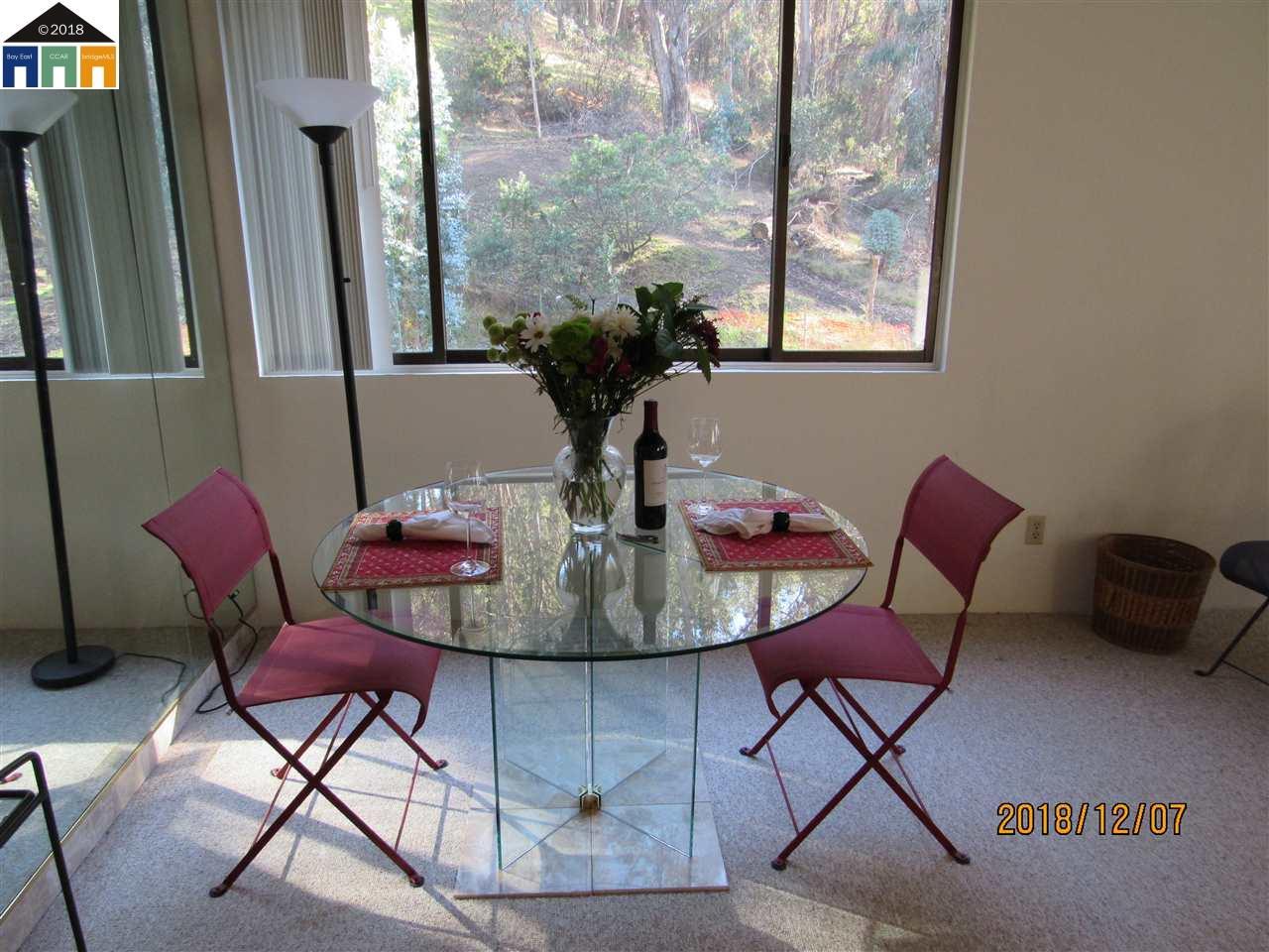 555 Pierce St - Photo 1