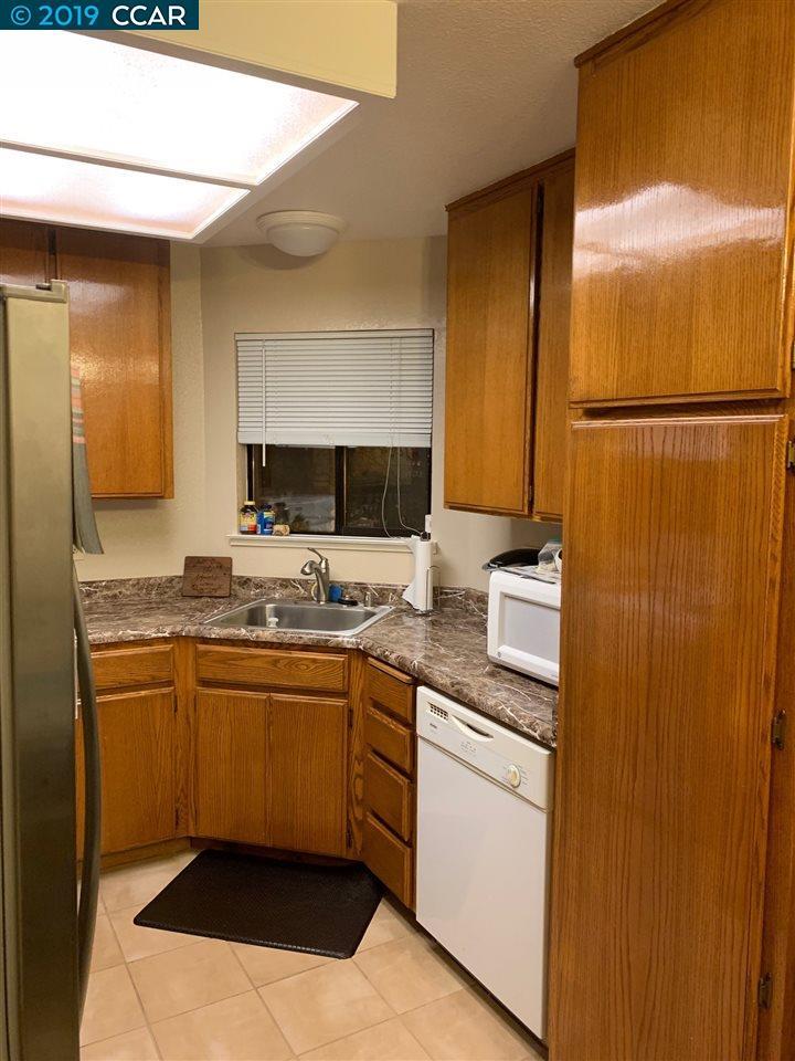 712 Windsor - Photo 1