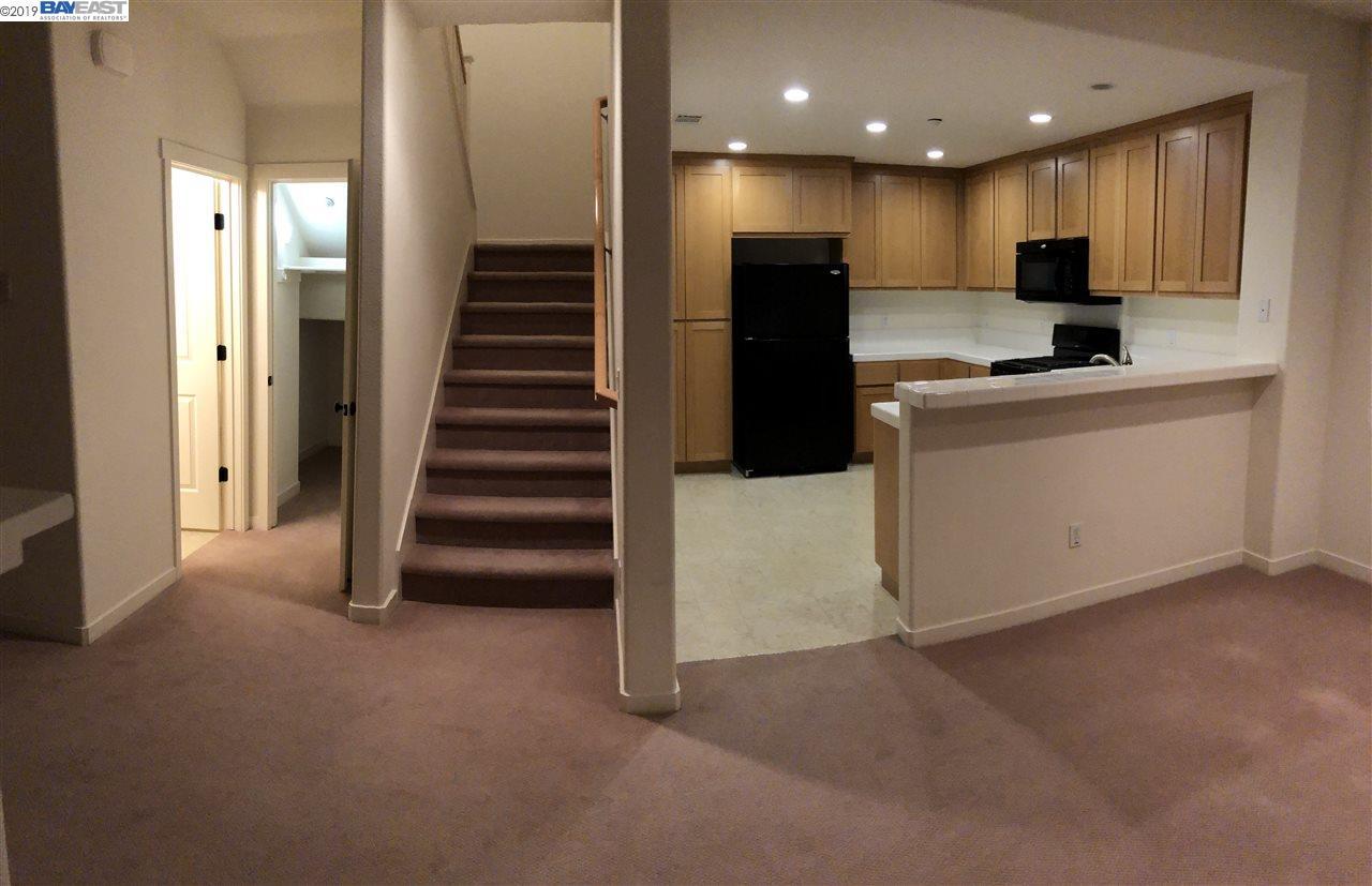 168 Gillette Pl - Photo 1