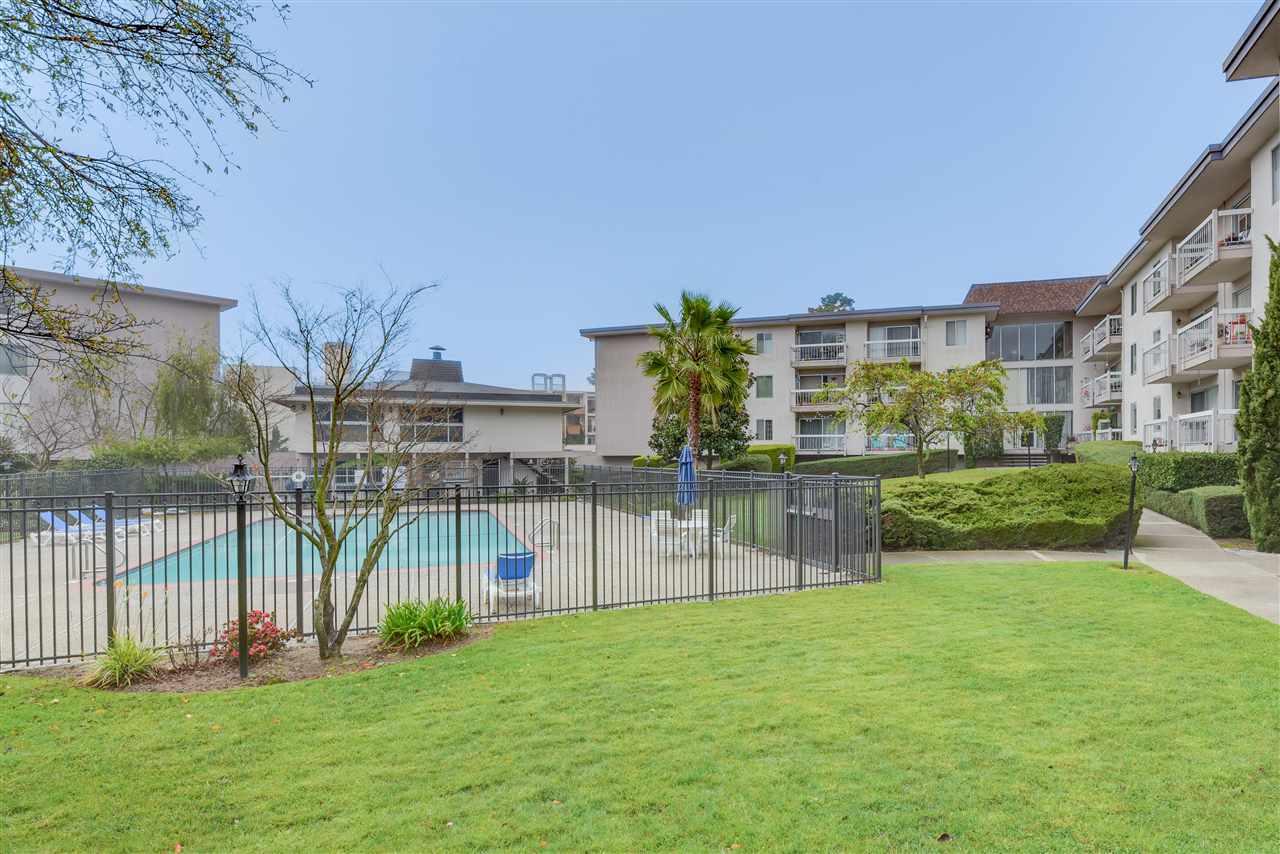 950 Shorepoint Ct - Photo 1