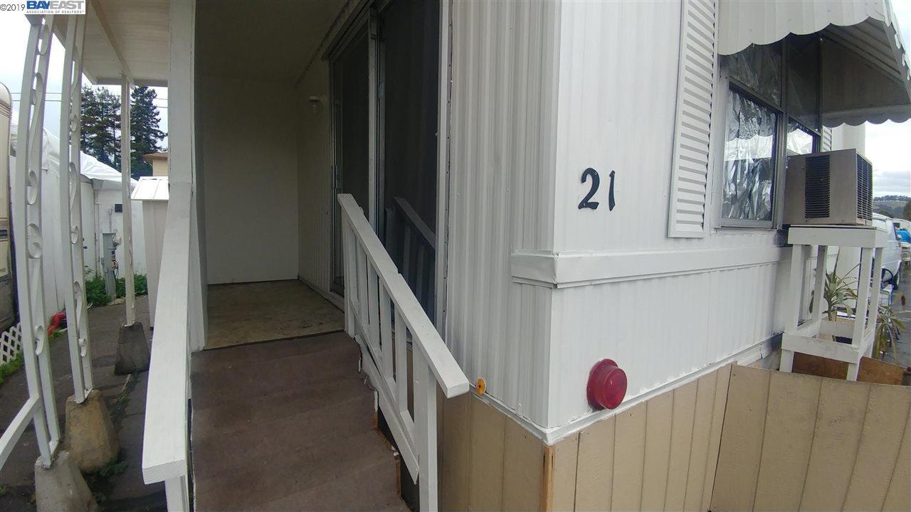 15263 Hesperian Blvd - Photo 1