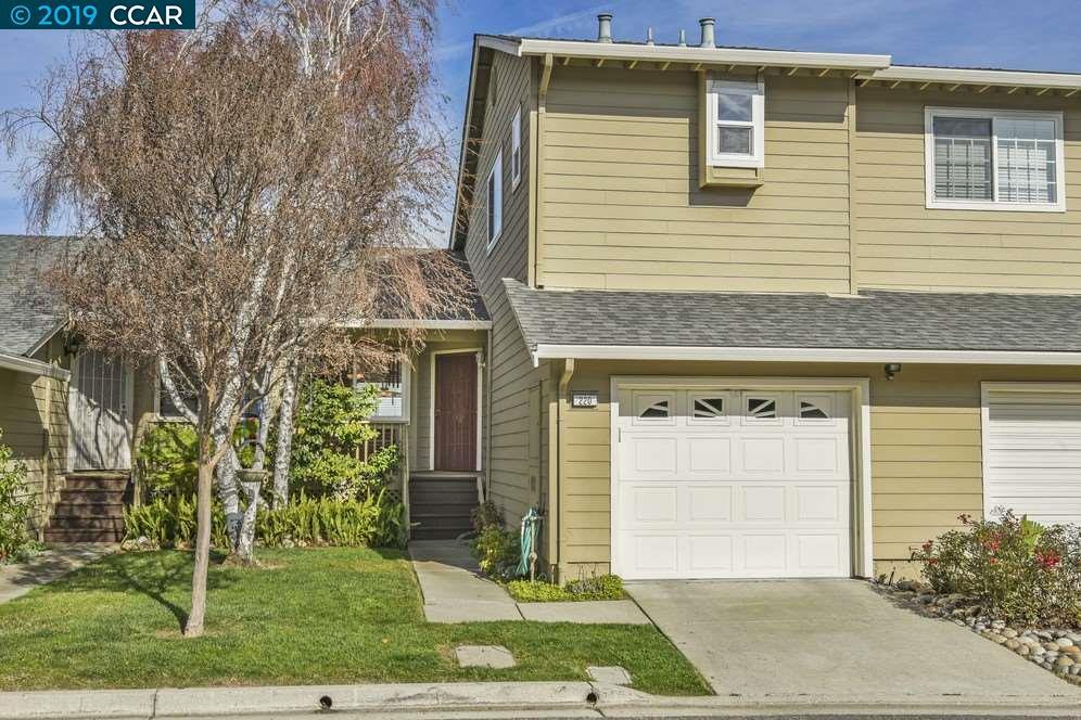220 Manuel Court - Photo 1