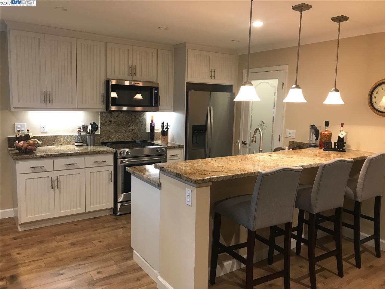 9085 Alcosta Blvd - Photo 1