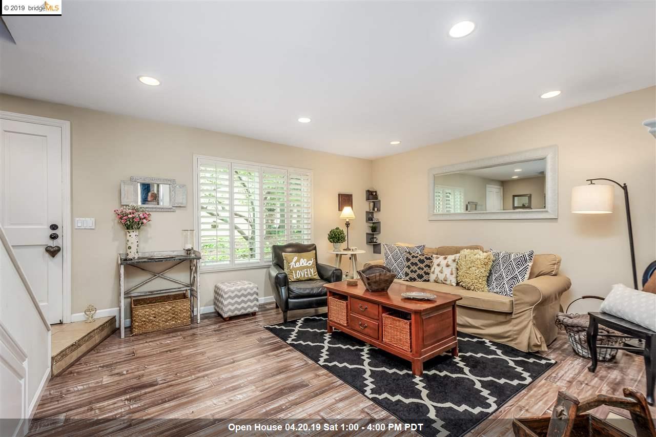 433 Sycamore Cir - Photo 1