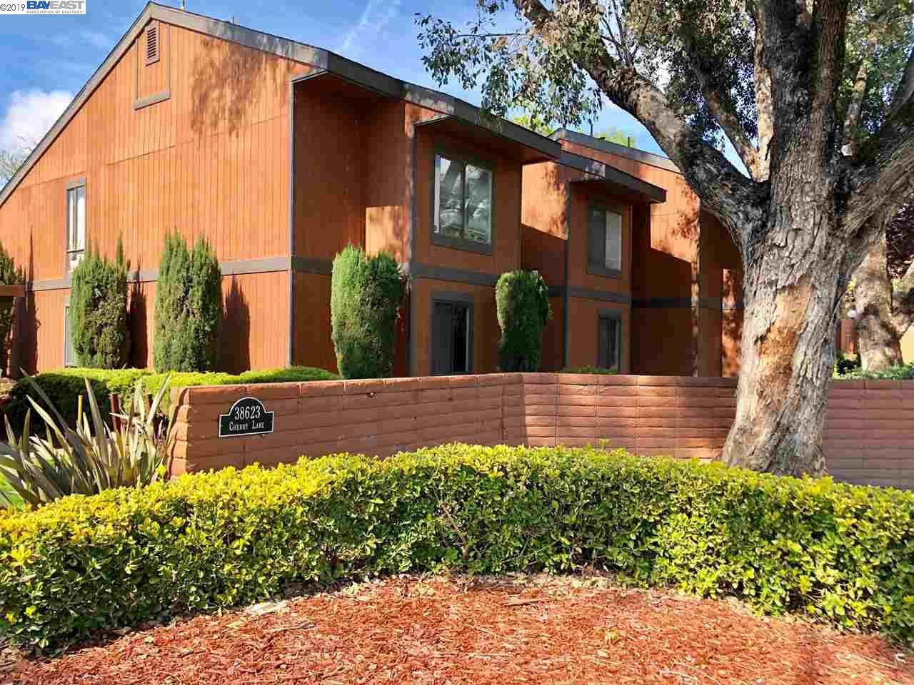 38623 Cherry Ln - Photo 1
