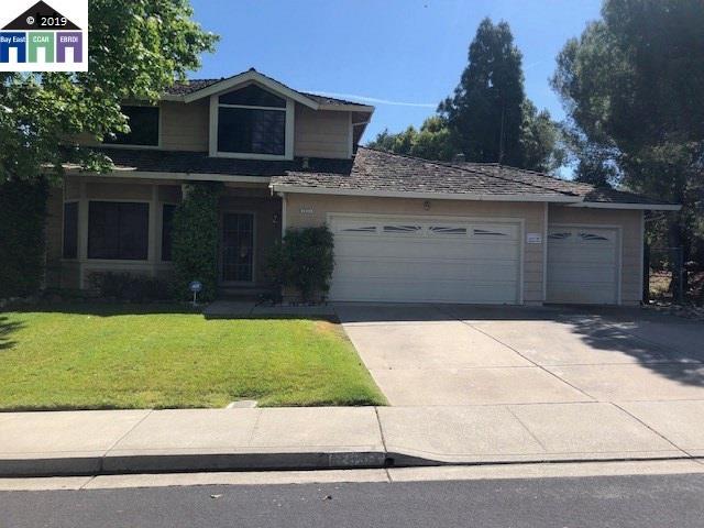 2833 Bellflower Dr - Photo 1