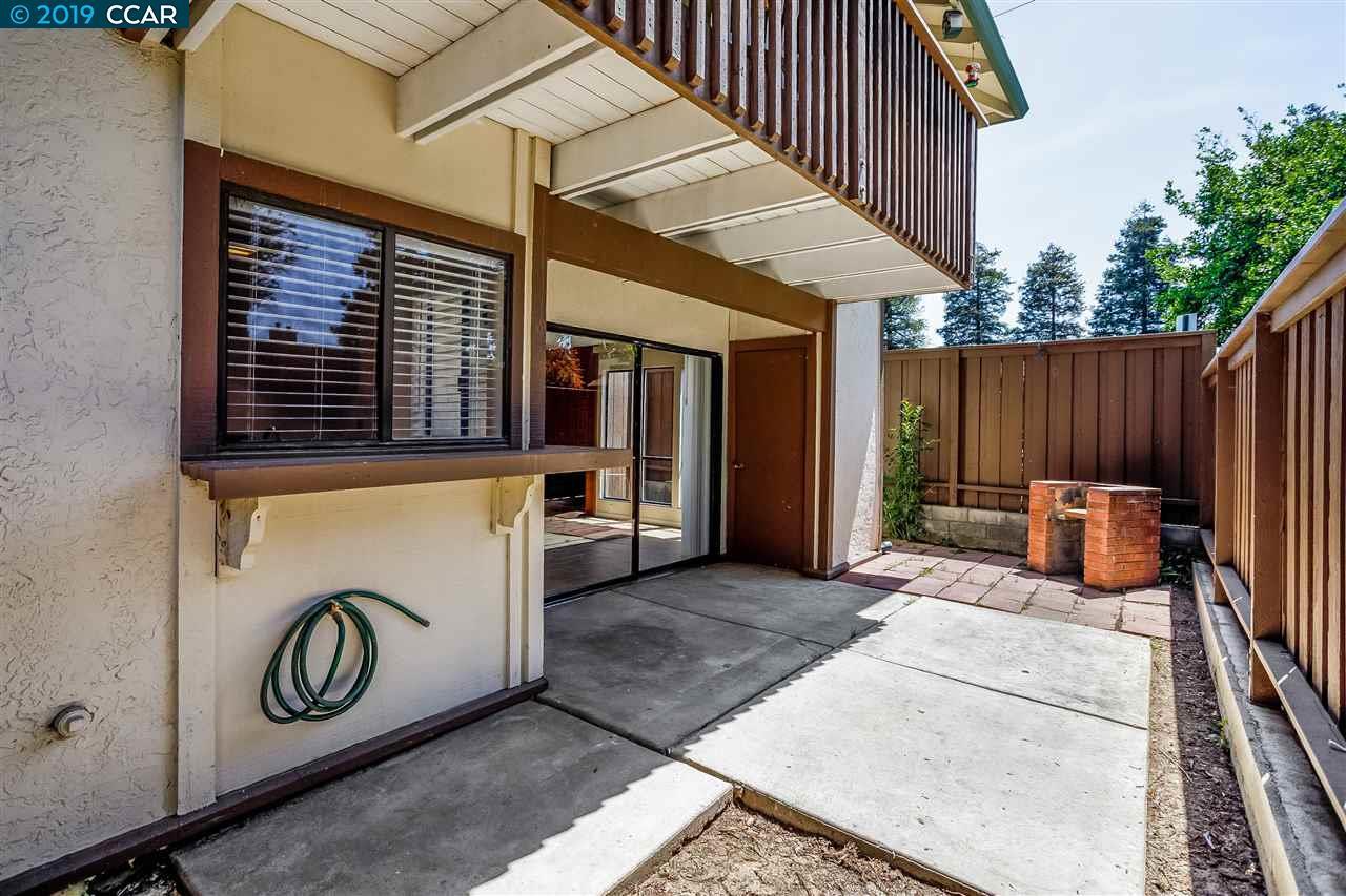 1701 Mahogany Way - Photo 1